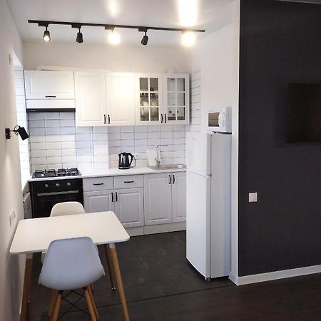 White Apartment Poltava Exterior foto